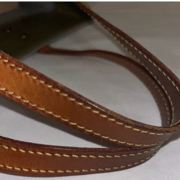 Louis Vuitton Vernis Reade PM Tote Bag in Pear Green - Picture 12 of 12